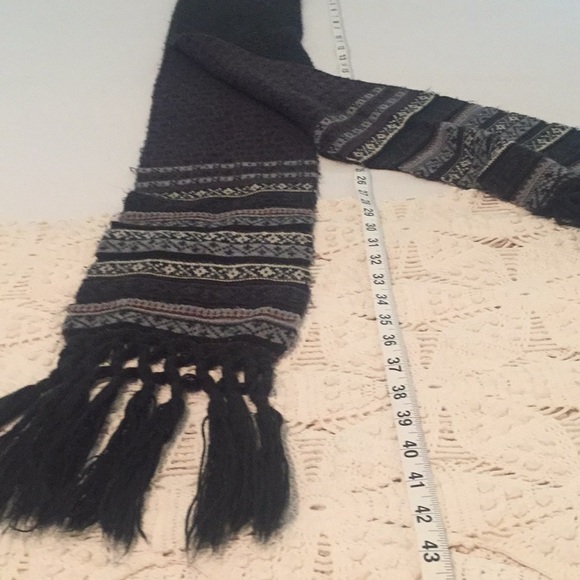 ♣️ Assorted Scarves ♣️ - Picture 4 of 4